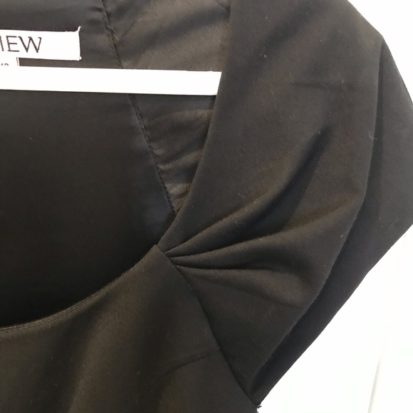 Review dress with belt - Picture 5 of 11